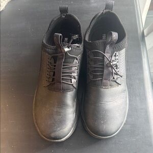 Cloves Leather Sneakers